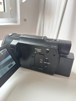 Videocámara Sony Handycam FDR-AX33 4K UHD
