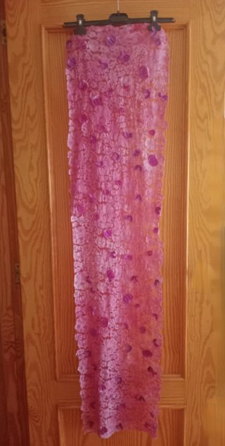 Fular Rosa con Flores y pintado a mano
