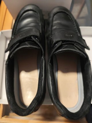 Zapatos Colegiales GEOX Negros Talla 39