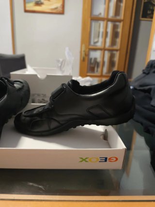 Zapatos Colegiales GEOX Negros Talla 39
