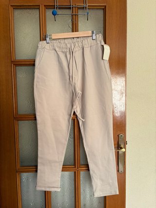 Pantalón beige de vestir