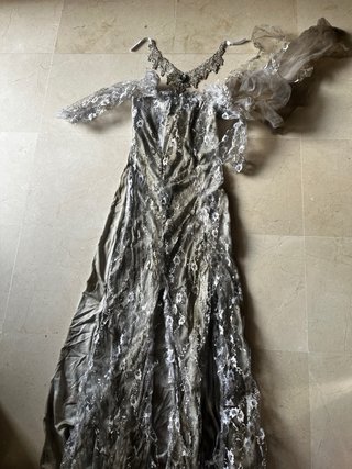 Disfraz Novia Cadáver Talla M, aunque talla pequeñ