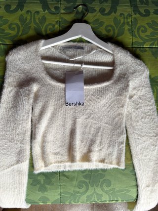 Jersey Bershka Blanco Talla M