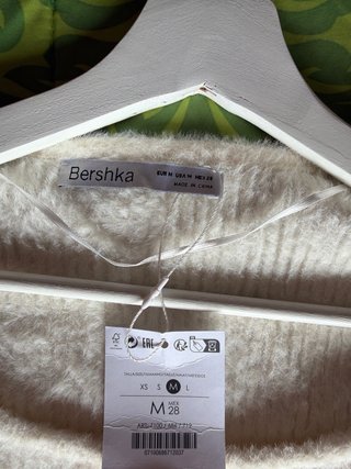 Jersey Bershka Blanco Talla M