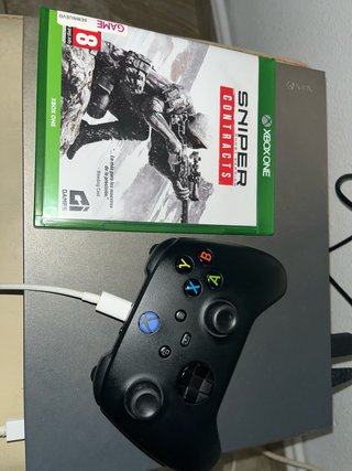 Xbox One X 1TB Edición Especial (Caja Orig.) + Man