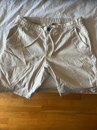 Pantalón corto beige Easywear talla 44