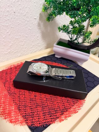 Reloj Hombre Plata y Blanco