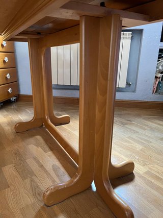Mesa de comedor extensible de madera