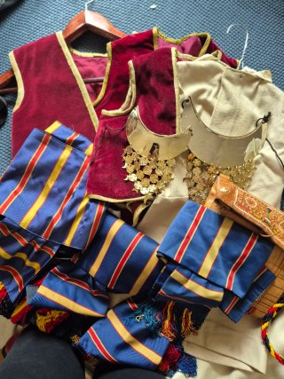 Traje infantil Marrakech Alcoy piezas sueltas