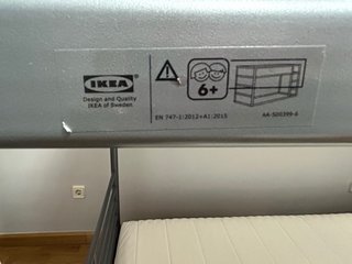 Litera IKEA Tuffing 90x200 cm Gris