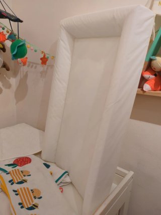 Cambiador Bebé Ikea con Colchón