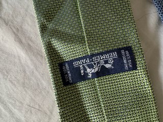 3 Corbatas 2 Hermès (Nuevas) + 1 Regalo