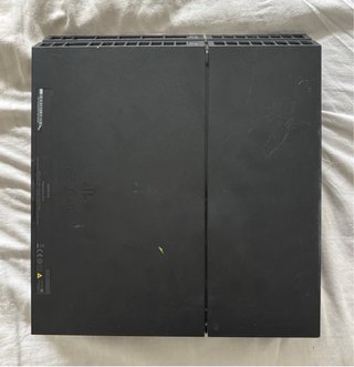 PlayStation 4 (PS4) Negra, Con mando original