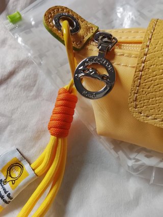 Monedero Longchamp Amarillo