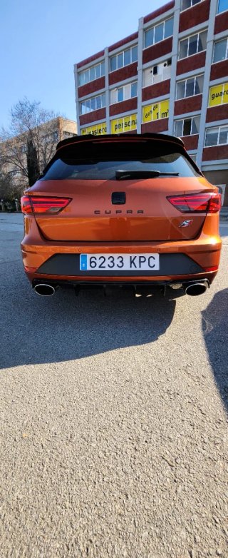 SEAT Leon Cupra st