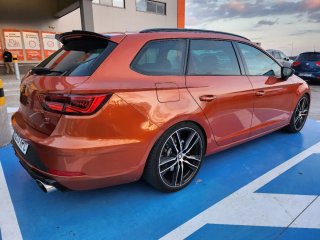 SEAT Leon Cupra st
