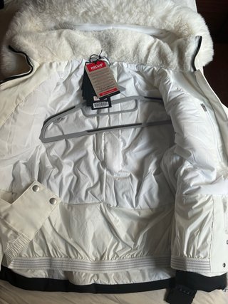 Chaqueta de esquí Oysho nueva