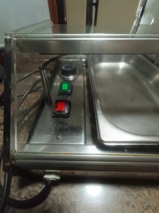 Vitrina para Tapas Calientes con Bandejas
