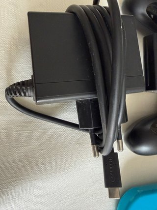 Nintendo Switch + 6 Juegos + Accesorios