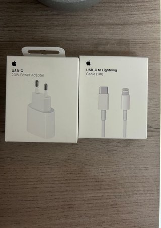 Cargador 20W y Cable USB-C a Lightning Apple
