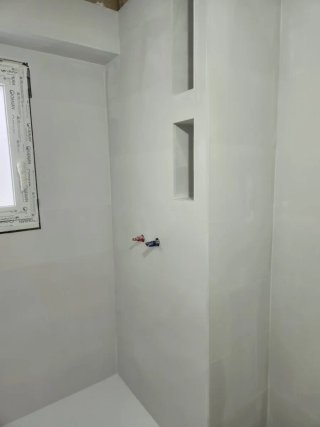 Alicatado suelos, baños, cocinas, fachadas