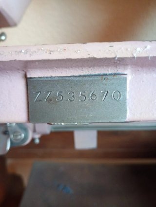 Máquina Coser Singer 801Z con repuestos originales