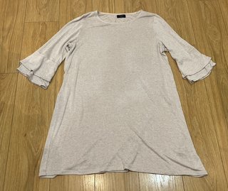 Vestido rosa claro manga acampanada