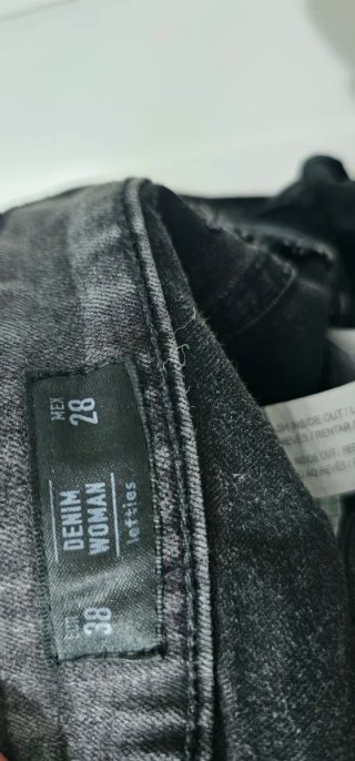 Vaqueros Pitillo Lefties Negros Talla 38 elasticos