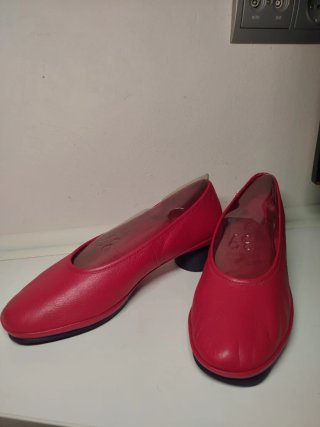 Zapatos Camper Rojos Talla 39, exclusivos.