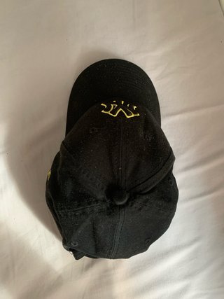 Gorra NY Negra y Dorada New Era