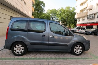 Peugeot Partner 2009 adaptada silla de ruedas