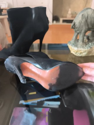 Botines Negros de Tacón