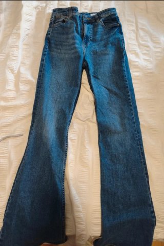 Pantalones campana vaqueros