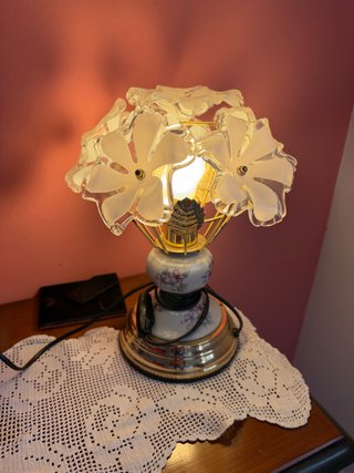 2 Lámparas de mesa floral dorada