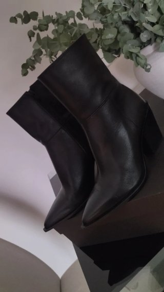 Botines Zara Piel. Nuevos