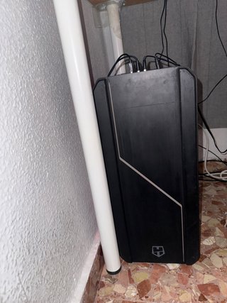 PC de Sobremesa Torre Negra