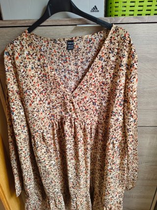 Vestido estampado SHEIN talla XL 44,