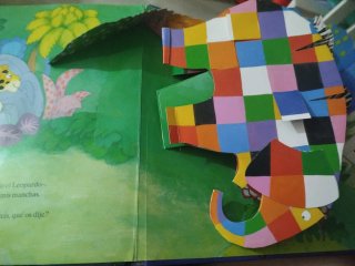 El Libro Sorpresa de Elmer