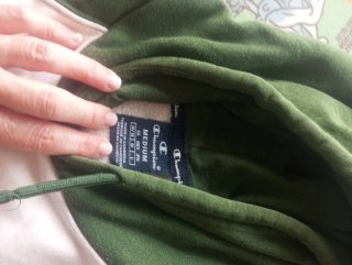 Sudadera Champion Verde y Blanca Talla M