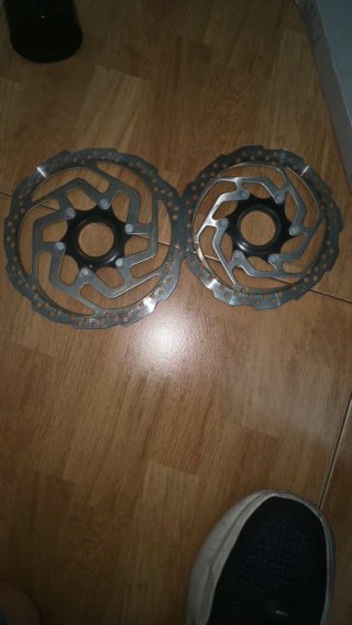 2 Discos de Freno Shimano Center Lock