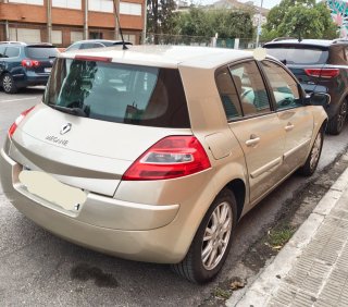 Renault Megane II 1.4 Gasolina (2009) 170.000 km