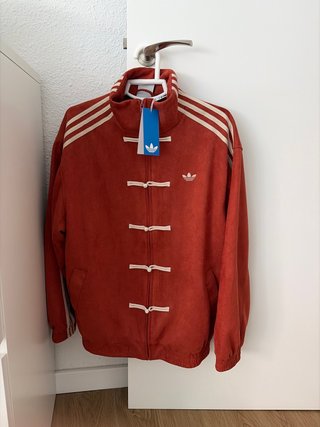 Chaqueta Adidas estilo Tang