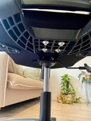 Silla Ergonómica de Oficina con Reposacabezas
