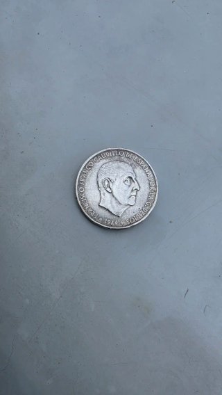 Lotto di 12 monete d'argento da 100 pesetas