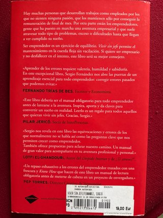 Lote 3 libros: emprendimiento y humor laboral