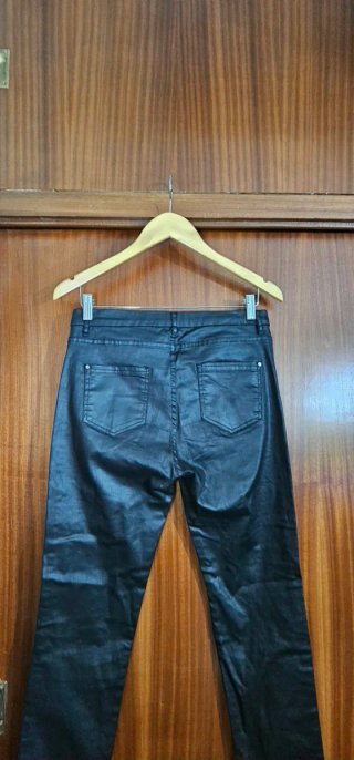 Pantalones Pitillo de Polipiel Negros
