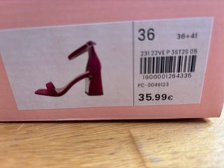 Zapatos de tacón Merkal sin estrenar