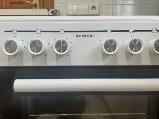 Vitrocerámica y horno INFINITON