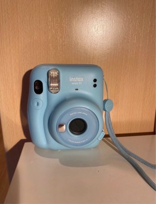 Cámara Instax Azul Fujifilm