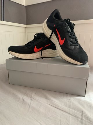 Nike Winflo 10 Zapatillas Running Negras y rojas